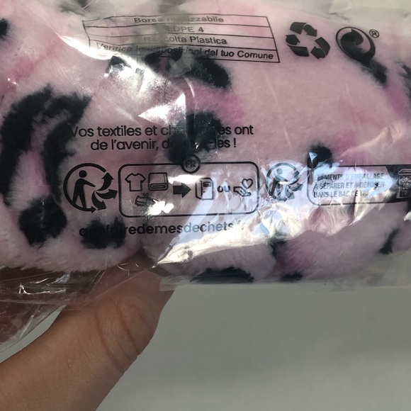 Brand New Pink Leopard Printed Spa Headband - Picture 3 of 5